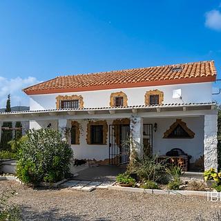 Prodej rodinného domu, 233m&sup2;