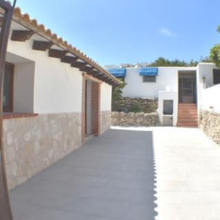 Prodej rodinného domu, 500m²