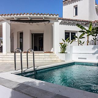 Prodej rodinného domu, 207m&sup2;