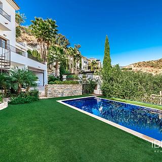 Prodej rodinného domu, 492m&sup2;