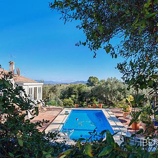 Prodej rodinného domu, 360m&sup2;