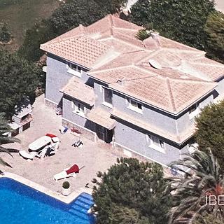 Prodej rodinného domu, 240m&sup2;