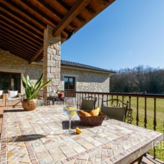 Prodej rodinného domu, 280m²