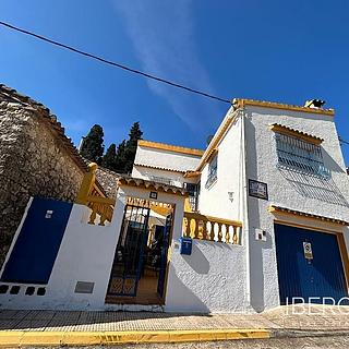 Prodej rodinného domu, 140m&sup2;