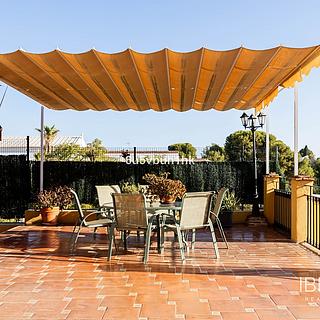 Prodej rodinného domu, 275m&sup2;