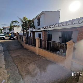 Prodej rodinného domu, 360m&sup2;