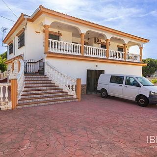 Prodej rodinného domu 290 m² ve Španělsku