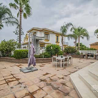 Prodej rodinného domu 344 m² ve Španělsku