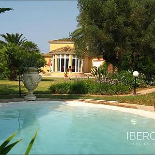 Prodej rodinného domu, 200m&sup2;