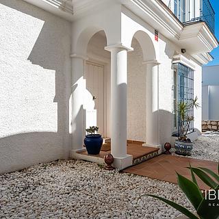 Prodej rodinného domu, 312m&sup2;