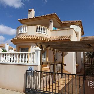 Prodej rodinného domu 95 m² ve Španělsku