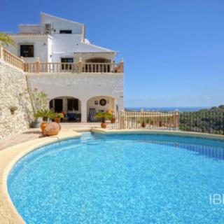 Prodej rodinného domu, 286m²