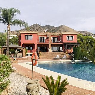 Prodej rodinného domu, 697m&sup2;