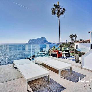 Prodej rodinného domu, 290m²