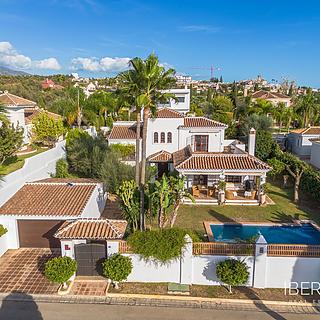 Prodej rodinného domu, 396m&sup2;