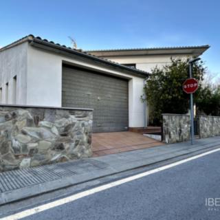 Prodej rodinného domu, 230m²