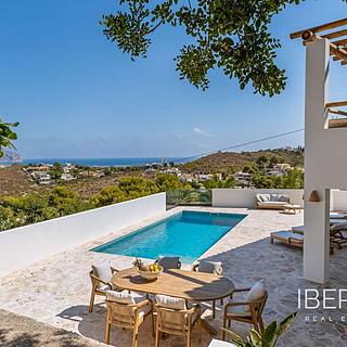 Prodej rodinného domu, 196m&sup2;