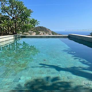 Prodej rodinného domu, 300m&sup2;