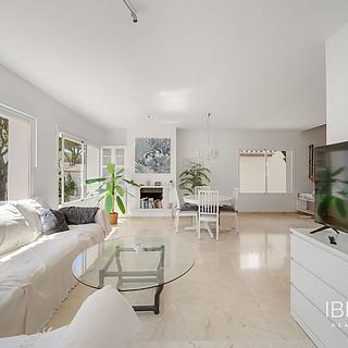 Prodej bytu 4+kk, 216m&sup2;