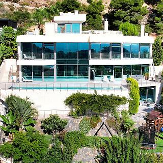 Prodej rodinného domu 390 m² ve Španělsku