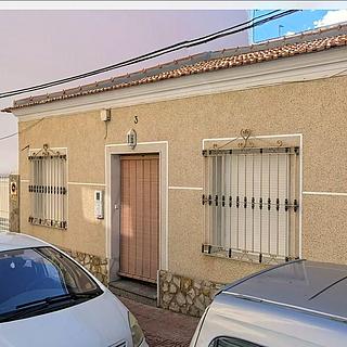 Prodej rodinného domu, 160m²