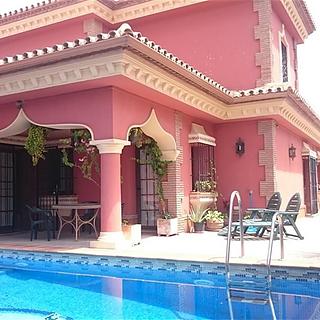 Prodej rodinného domu, 1080m&sup2;