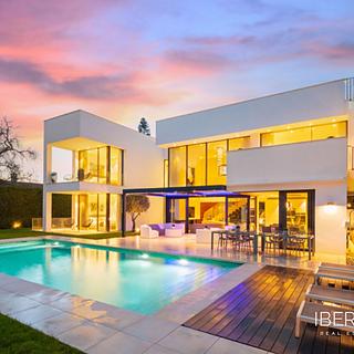 Prodej rodinného domu, 587m&sup2;