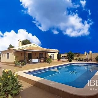 Prodej rodinného domu, 140m²