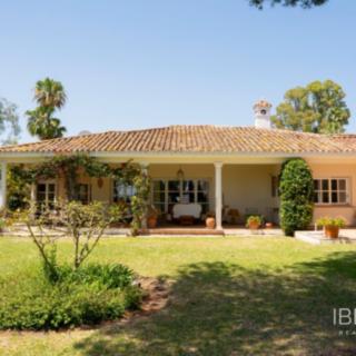 Prodej rodinného domu, 265m²