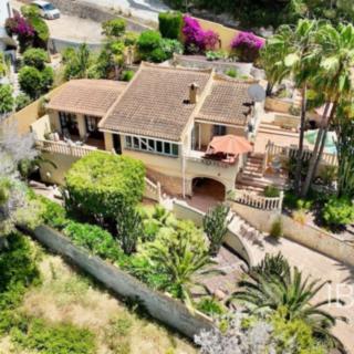 Prodej rodinného domu, 150m²