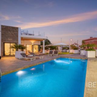 Prodej rodinného domu, 113m²