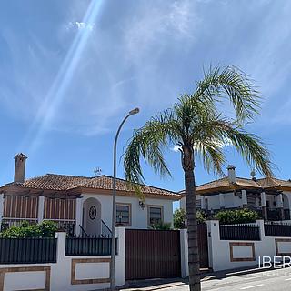 Prodej rodinného domu, 240m&sup2;