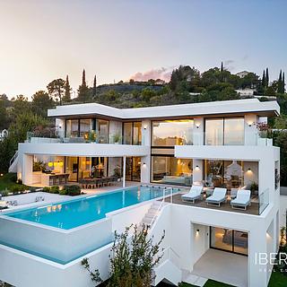 Prodej rodinného domu, 631m&sup2;