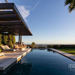 Prodej rodinného domu, 1044m&sup2;