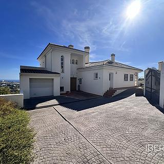 Prodej rodinného domu, 565m&sup2;