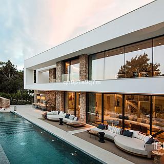 Prodej rodinného domu 495 m² ve Španělsku