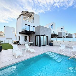 Prodej rodinného domu, 175m&sup2;