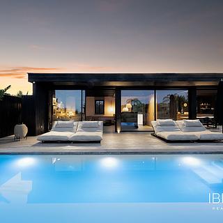 Prodej rodinného domu 220 m² ve Španělsku