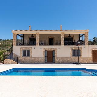 Prodej rodinného domu, 180m&sup2;