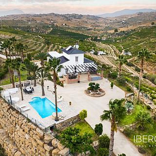 Prodej rodinného domu, 589m&sup2;