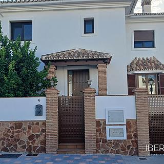 Prodej rodinného domu, 190m&sup2;