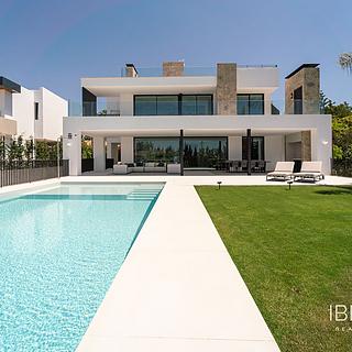 Prodej rodinného domu, 454m²