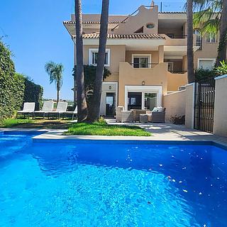 Prodej rodinného domu, 241m&sup2;