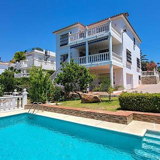 Prodej rodinného domu 324 m² ve Španělsku