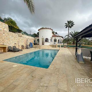 Prodej rodinného domu, 178m²