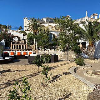 Prodej rodinného domu, 550m&sup2;