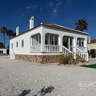 Prodej rodinného domu, 150m&sup2;