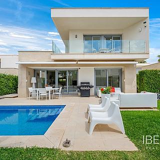 Prodej rodinného domu 119 m² ve Španělsku