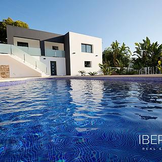 Prodej rodinného domu 177 m² ve Španělsku