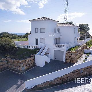 Prodej rodinného domu, 350m&sup2;